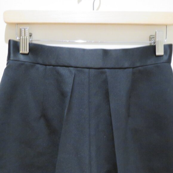 SANDRO Hugo High Waist Button Detail Pleat Shorts in Black Academia Quiet Luxury - Picture 11 of 13